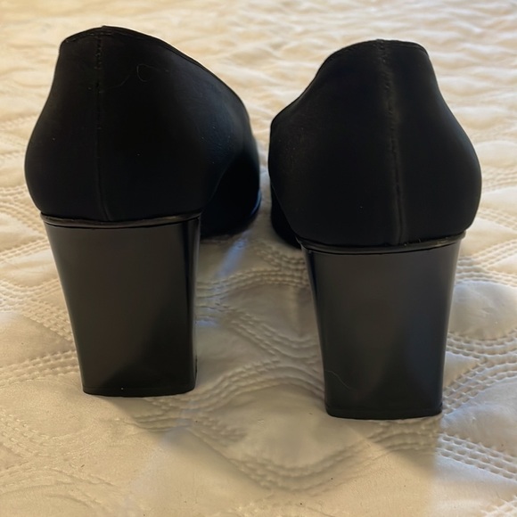 Lovely vintage Italian Maraolo black pumps size 36 1/2 (7 1/2) - Picture 4 of 12